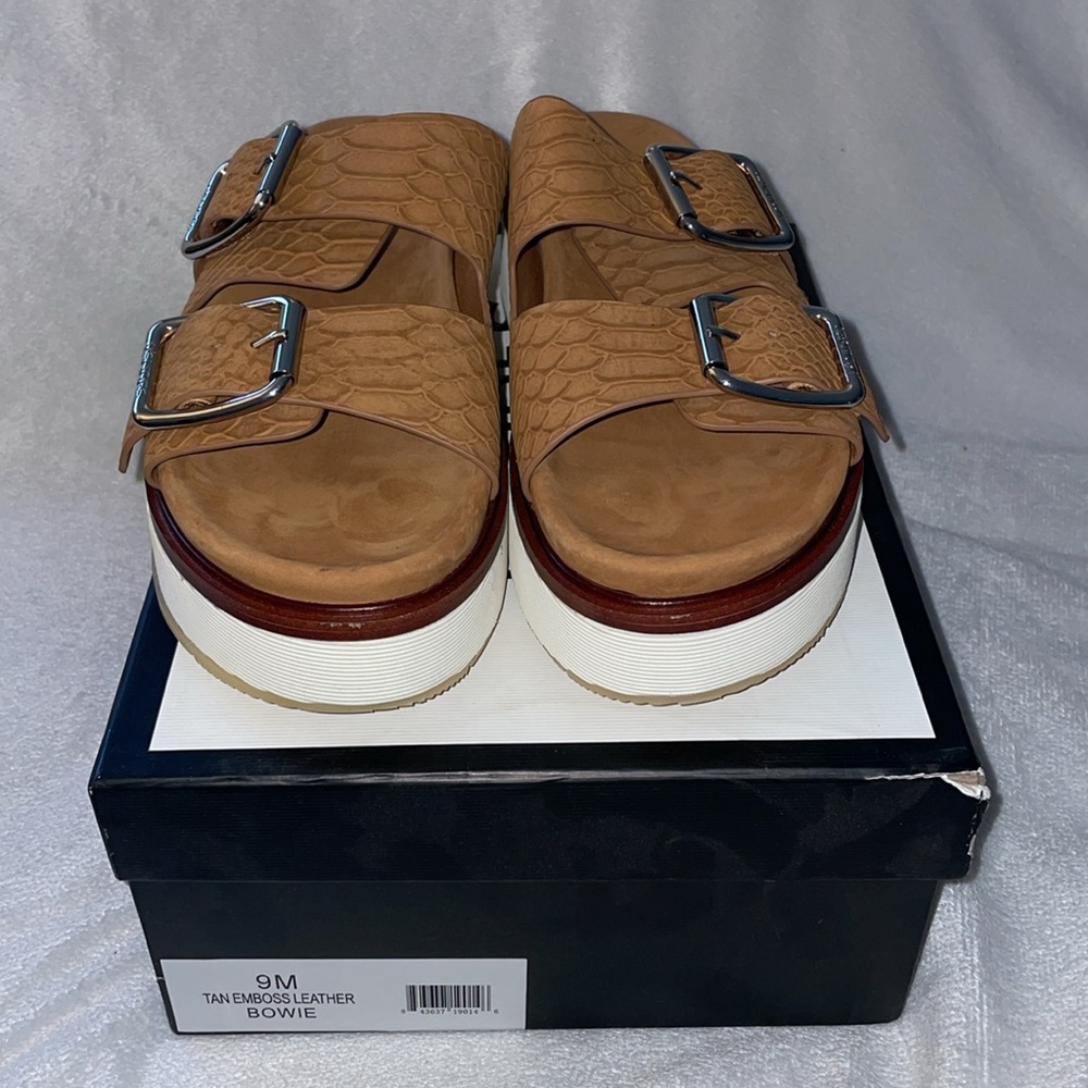 NWT J/SLIDES BOWIE Tan Embossed Leather Sandal - Picture 4 of 12